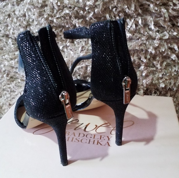 Bagley Mischka Jewel Shoes - Picture 3 of 8